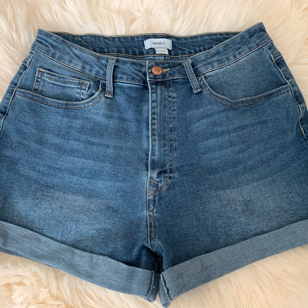 Forever 21 Denim Shorts 31